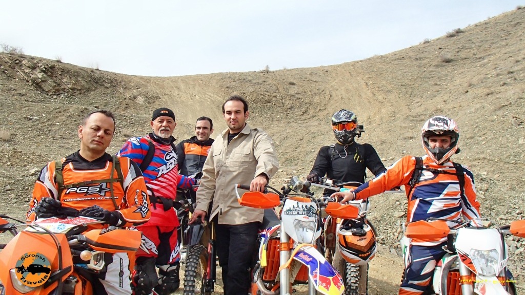 آفرود با موتور در منطقه وردیج همراه با گروه فیلمبرداری شبکه تهران