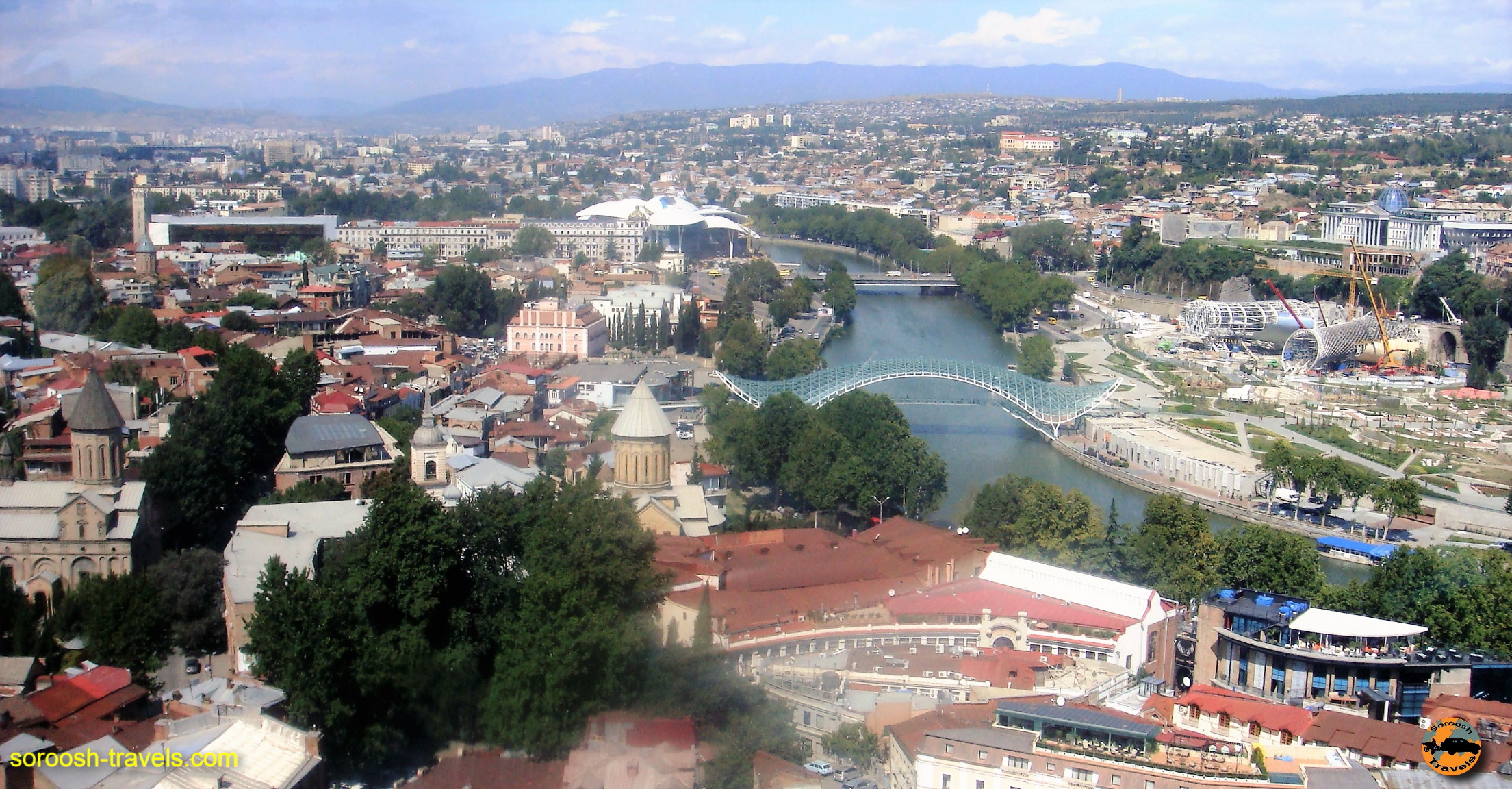 رودخانه شهر تفلیس در گرجستان - تابستان 1391