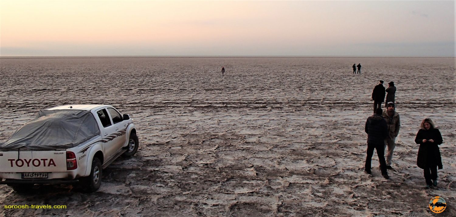 دریاچه نمک مرنجاب با ماشین - پاییز ۱۳۹۳