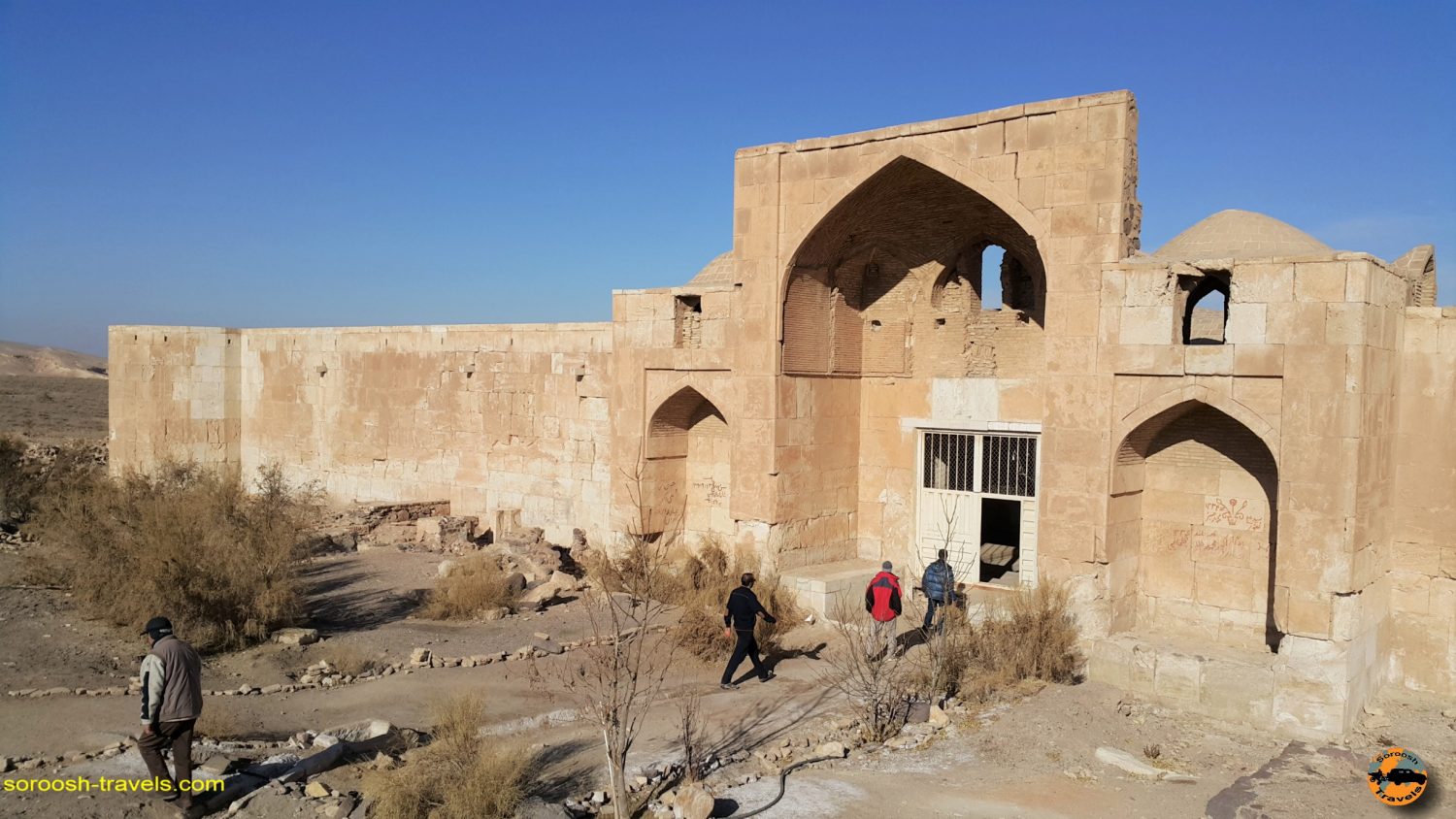 کاروانسرای قصر بهرام، کویر مرکزی ایران - زمستان ۱۳۹۶