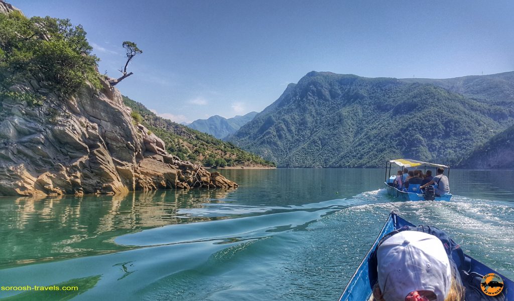 دریاچه کومانی Komani در کشور آلبانی – ۱۰ تیر ۱۳۹۷ – بخش اول