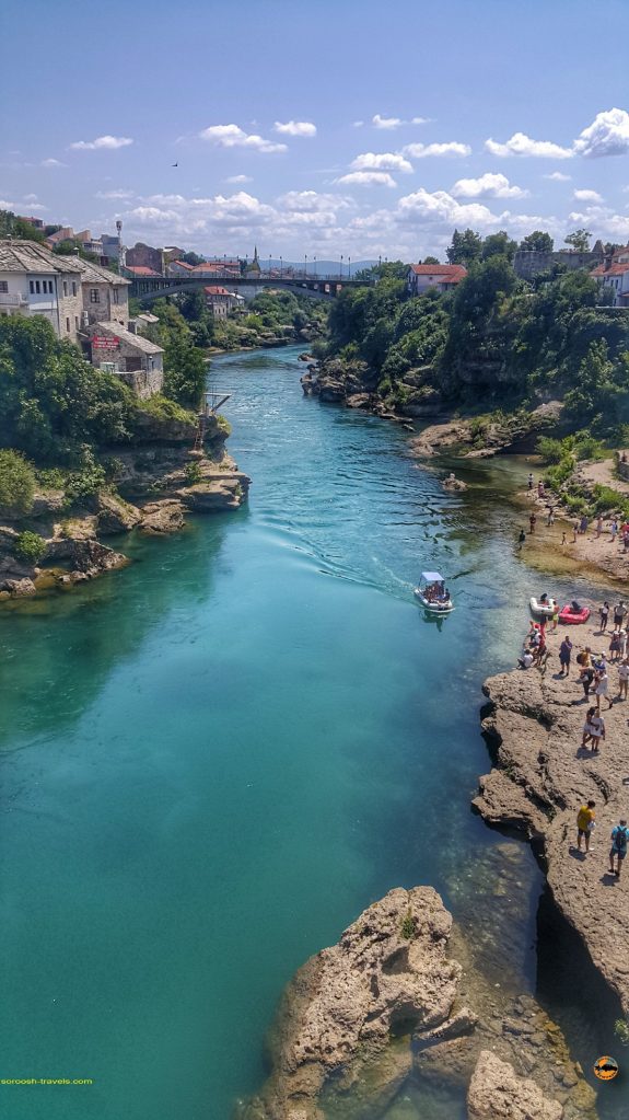 رودخانه شهر موستار در بوسنی هرزگوین