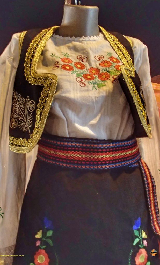 لباسهای سنتی در شهر گوچا - صربستان - تابستان 1397