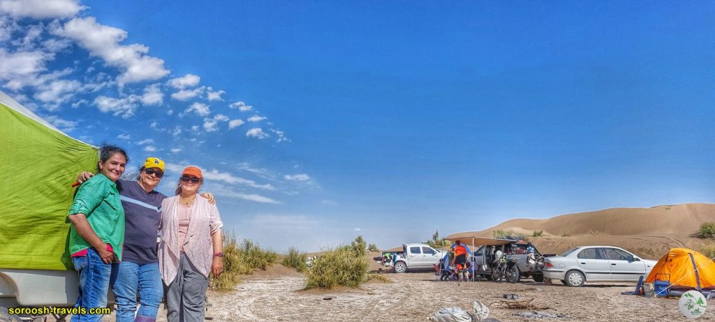 کمپ در کویر مرنجاب - پاییز 1400 - 2021
