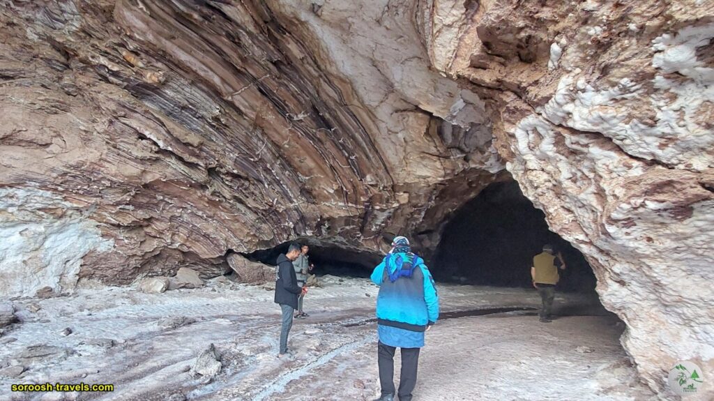 غار نمکدان در جزیره قشم - زمستان 1401 2023