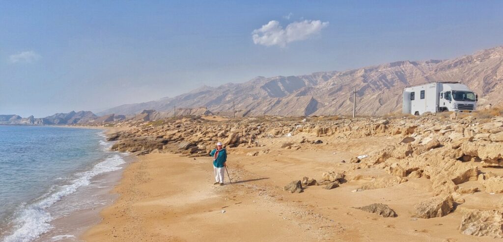 مسیر بندر کنگ به بندر چیروییه - زمستان 1402 - 2024