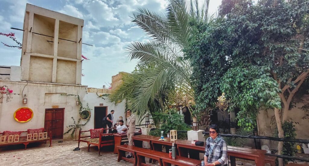 اقامتگاه بومگردی مهره سرا در بندر کنگ - زمستان 1402 - 2024